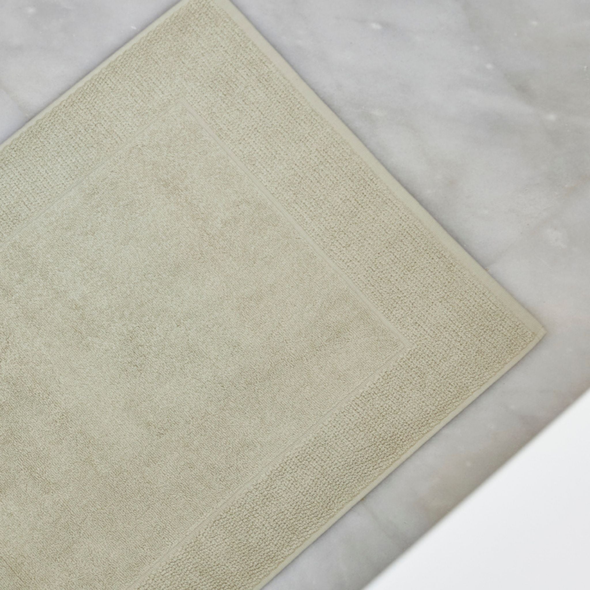 Khaki green Luxus - Torres Novas