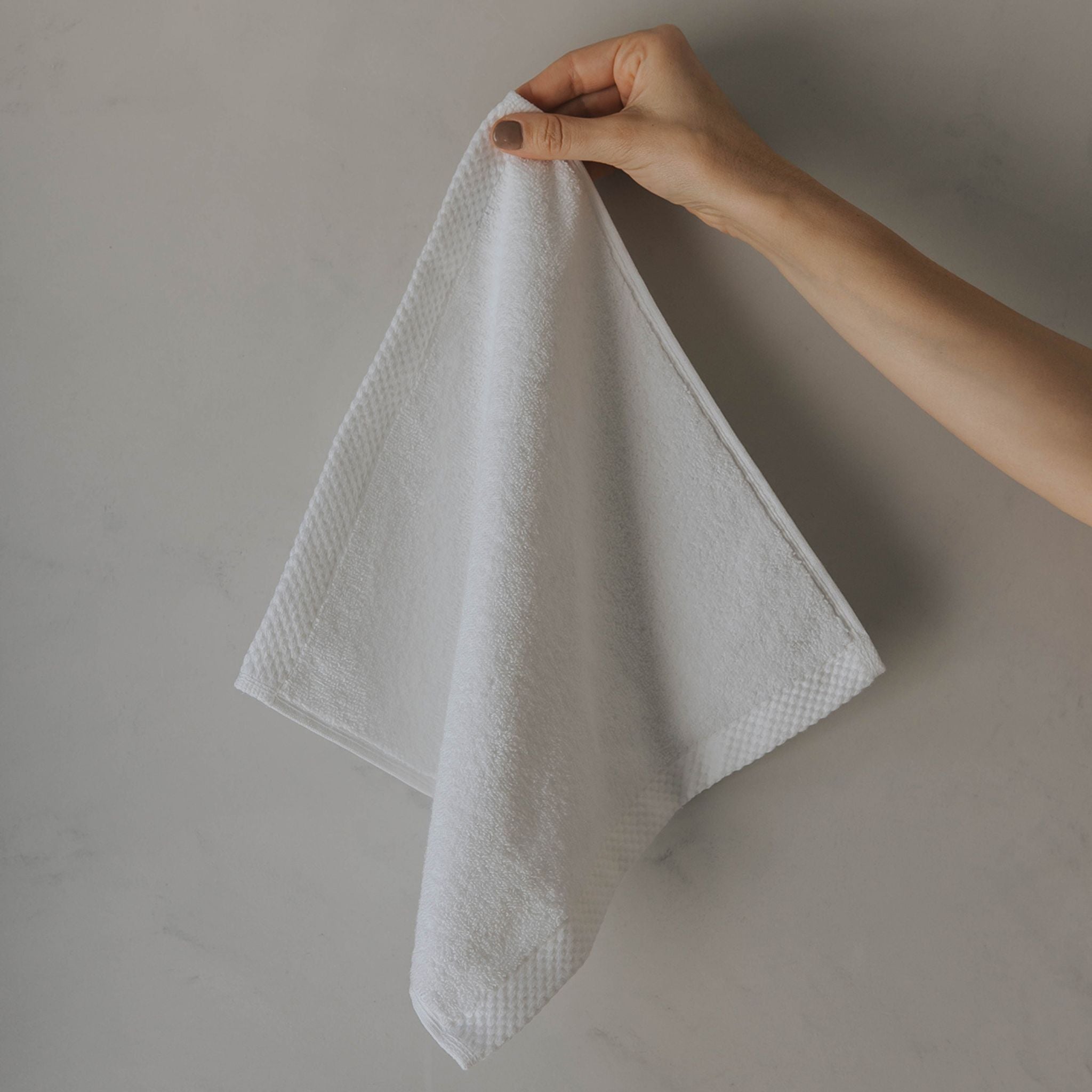 White Luxus face towel - Torres Novas