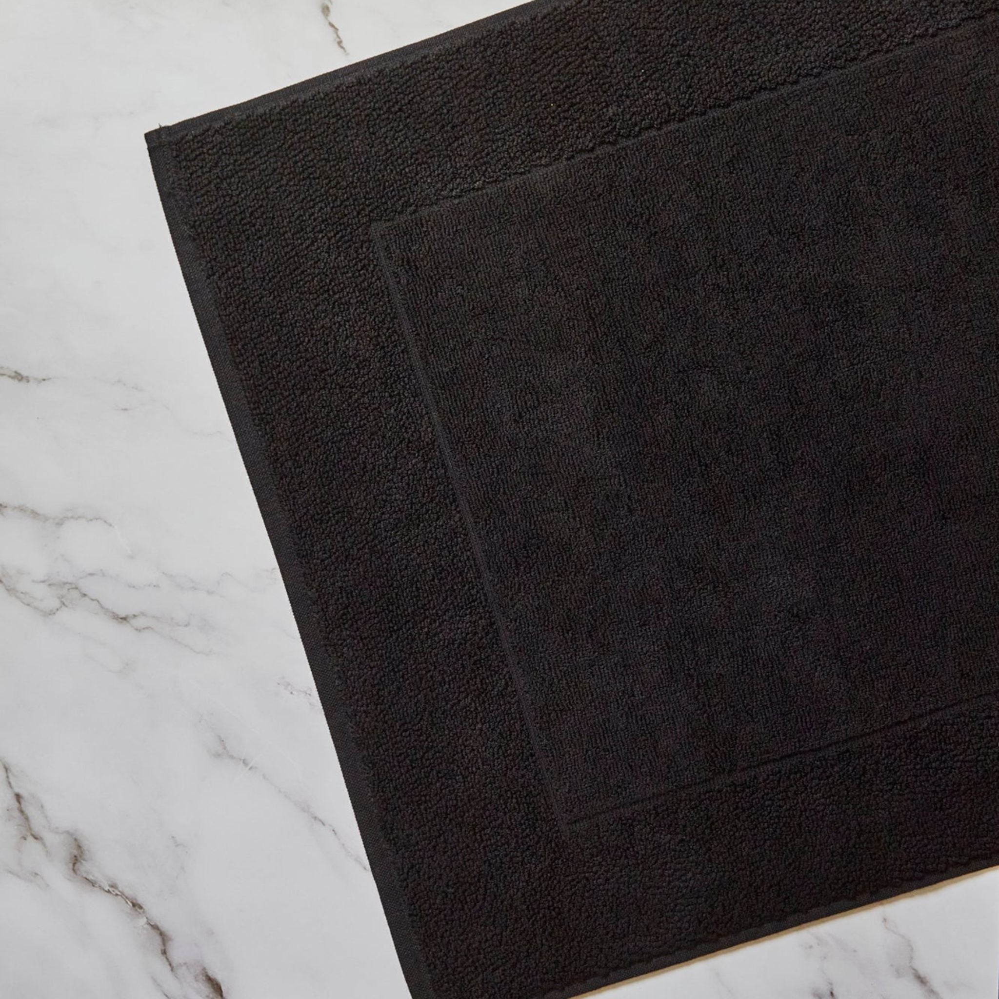 Caviar black bath mat - Torres Novas