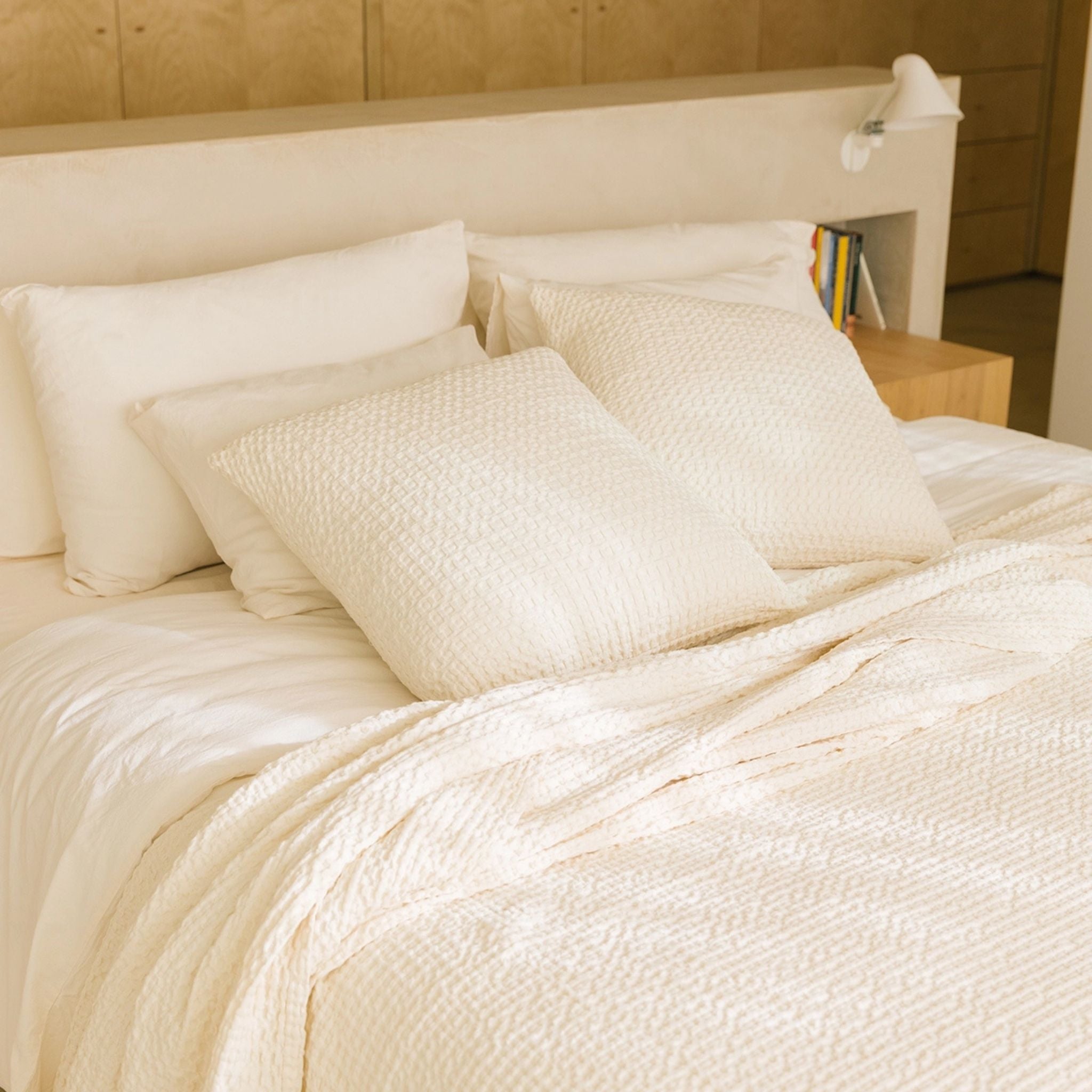 Natural Santa Luzia Waffle Bedspreads - Torres Novas