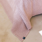 Old pink Santa Luzia Waffle Bedspreads - Torres Novas