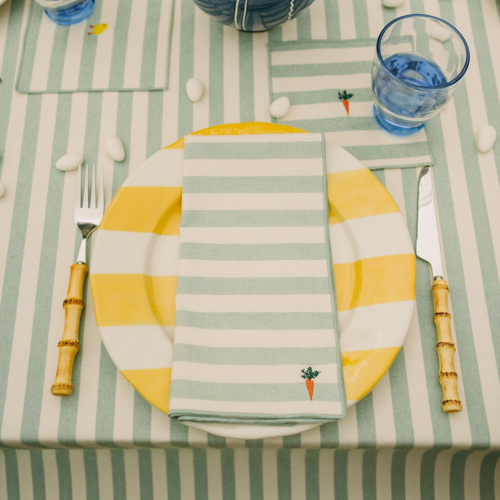 Barra napkin with easter embroidery