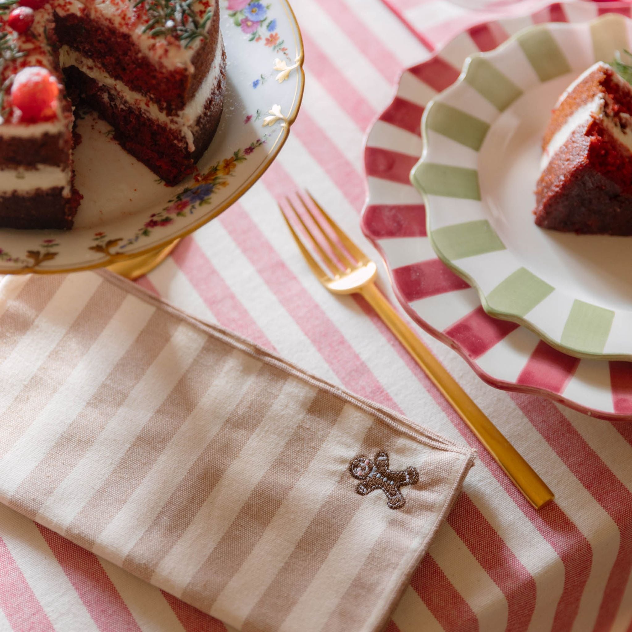 Barra napkins with christmas embroidery