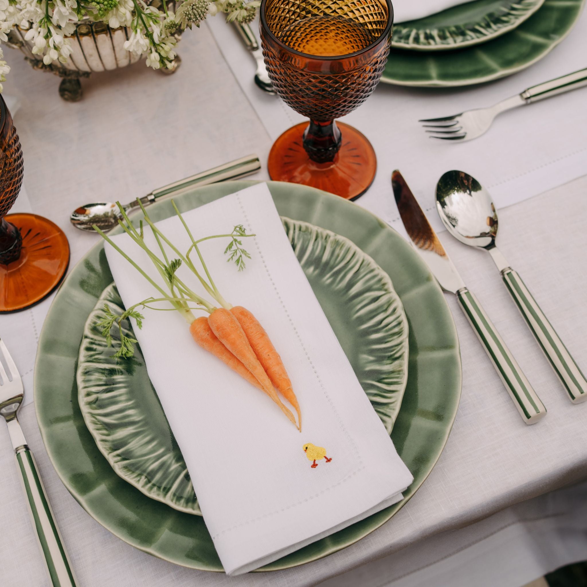 Mafra linen napkin and placemat with easter embroidery