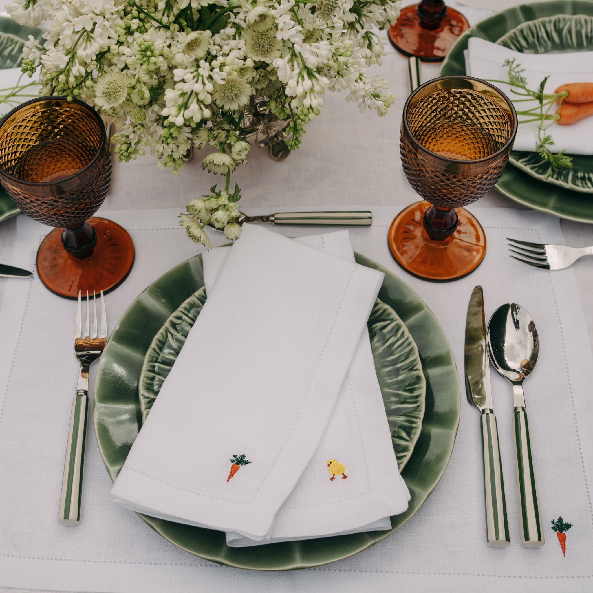 Mafra linen napkin and placemat with easter embroidery