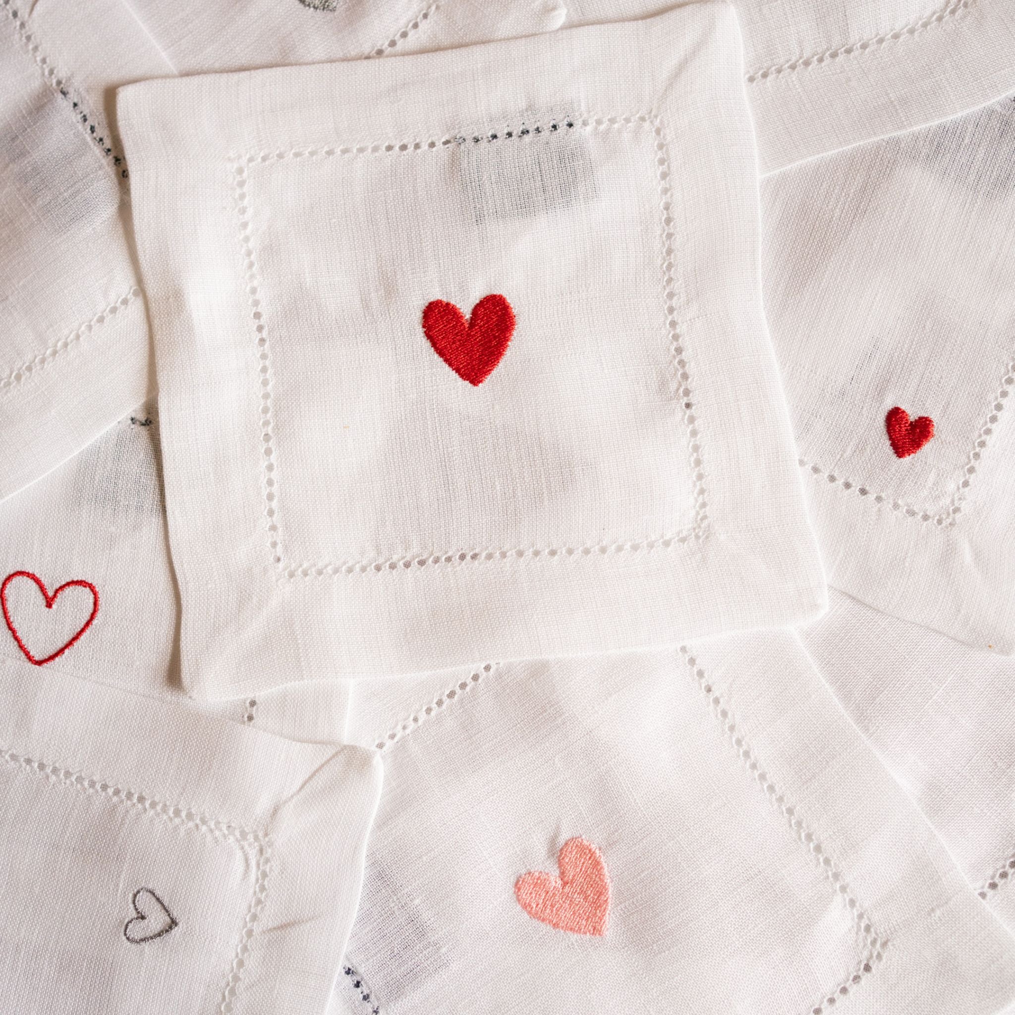 torres-novas-table-mafra-embroidery-heart-cocktail-napkin-multiple-colours-lifestyle-1.jpg