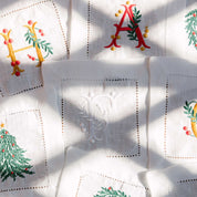 Mafra napkins embroidered with gold Christmas letters (Pack of 2)