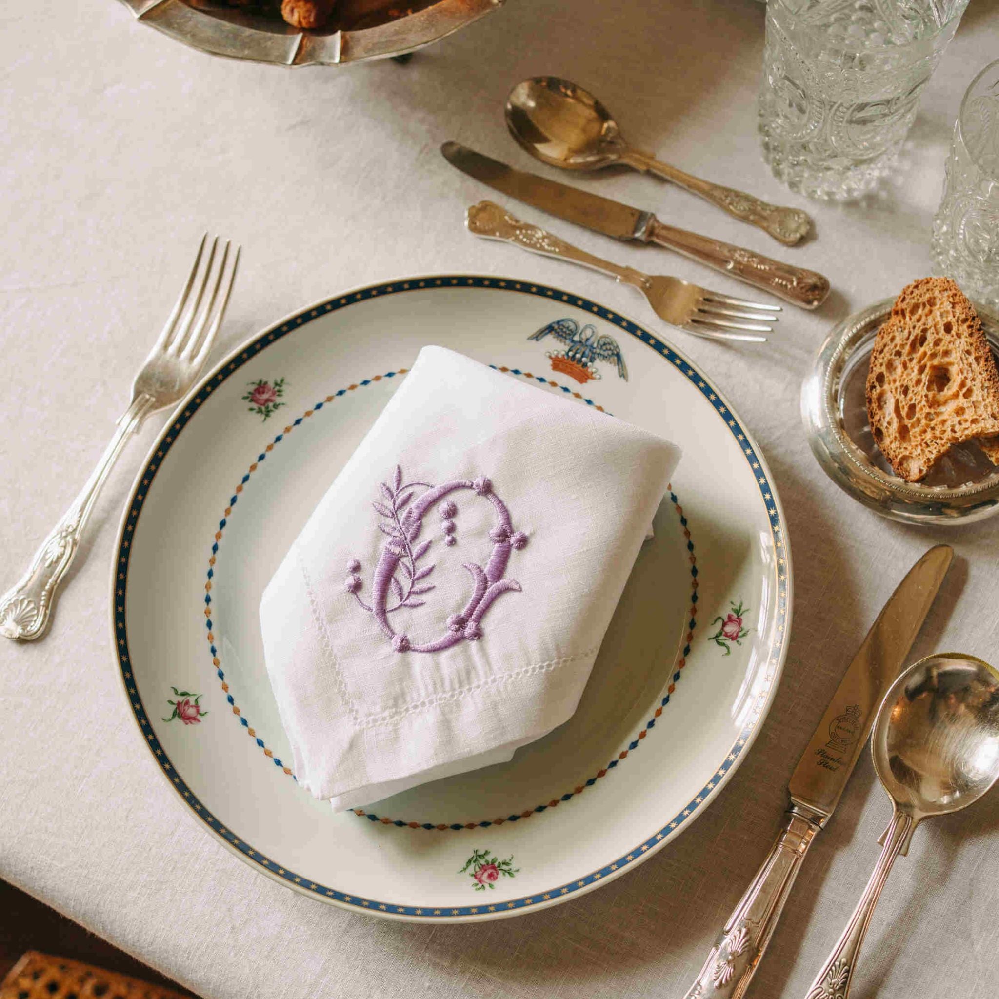 Mafra linen letter embroidery napkins (Pack of 2)