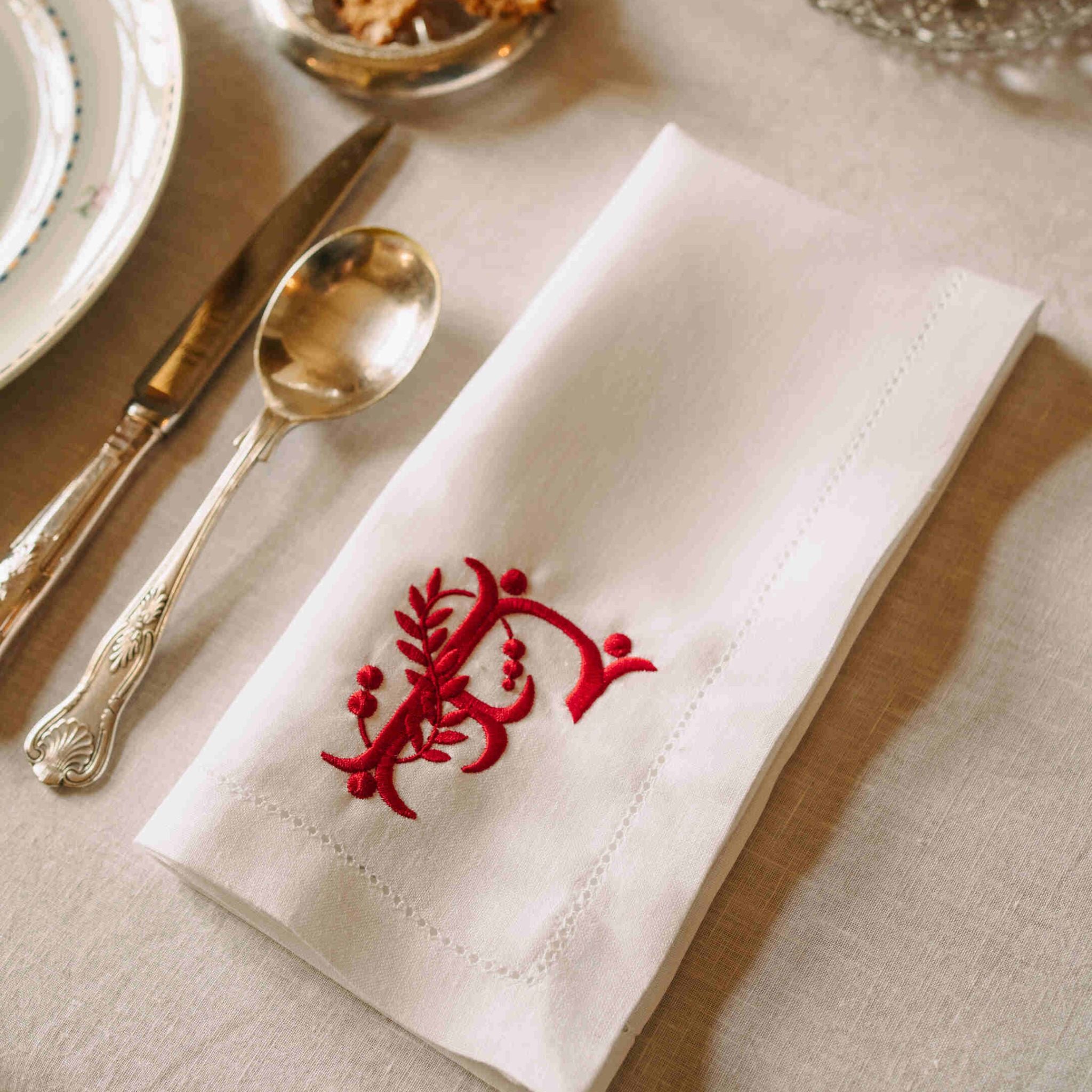 Mafra linen letter embroidery napkins (Pack of 2)