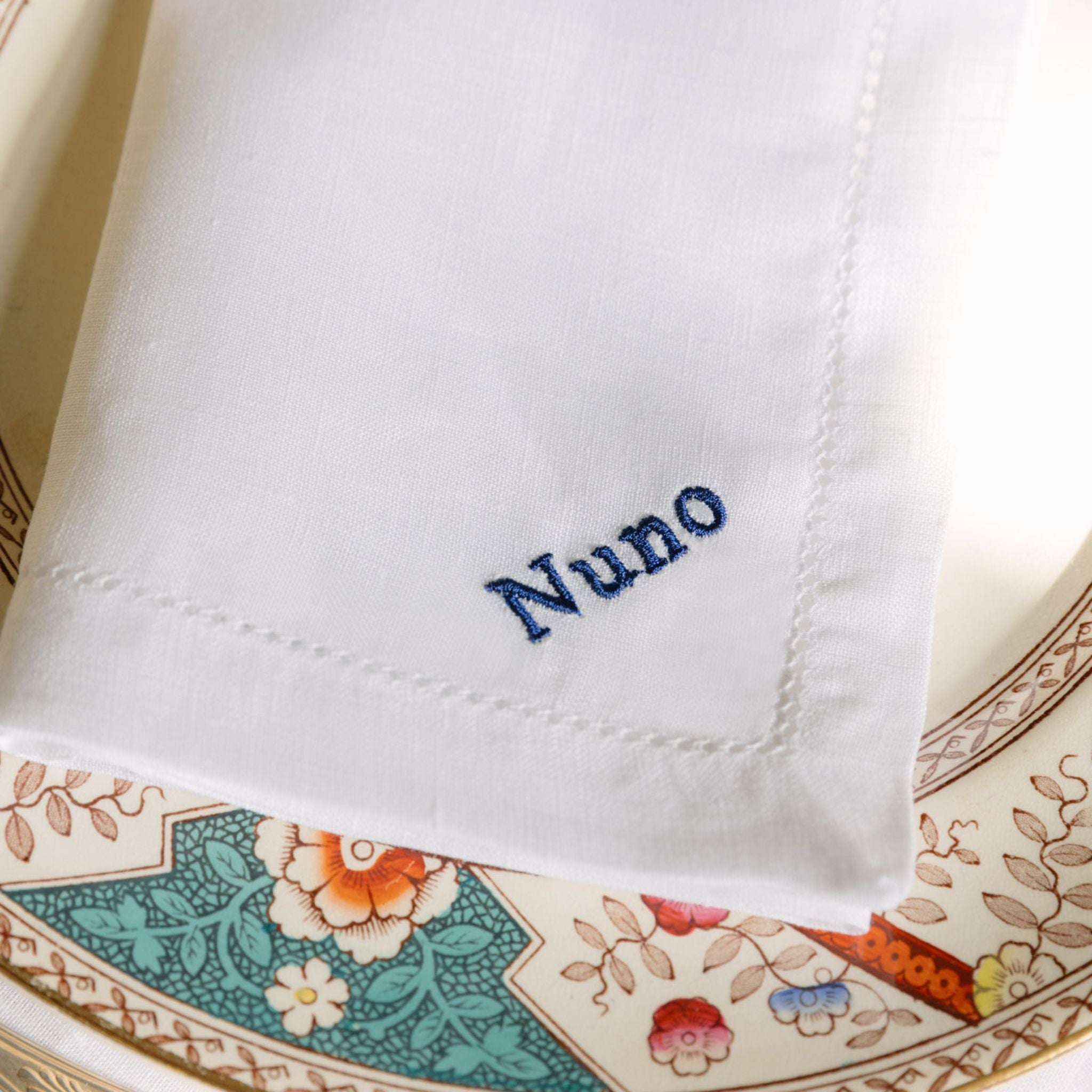 Mafra table linen with personalised embroidery