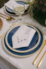 Mafra napkin and placemat with flower embroidery