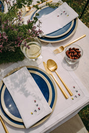 Mafra napkin and placemat with flower embroidery