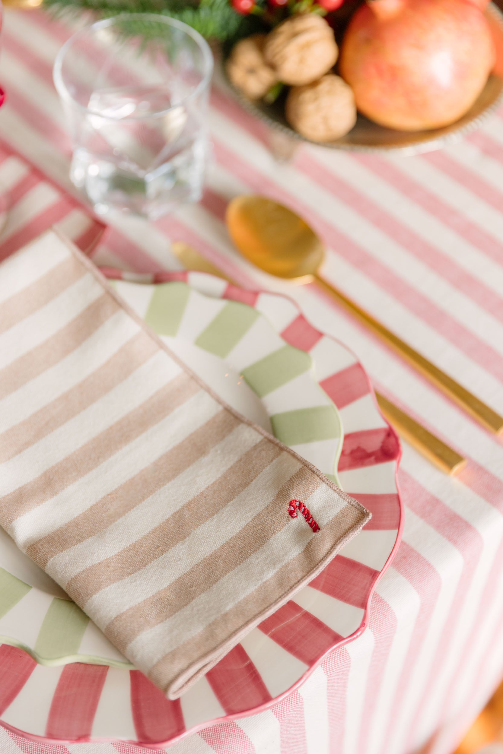 Barra napkins with christmas embroidery