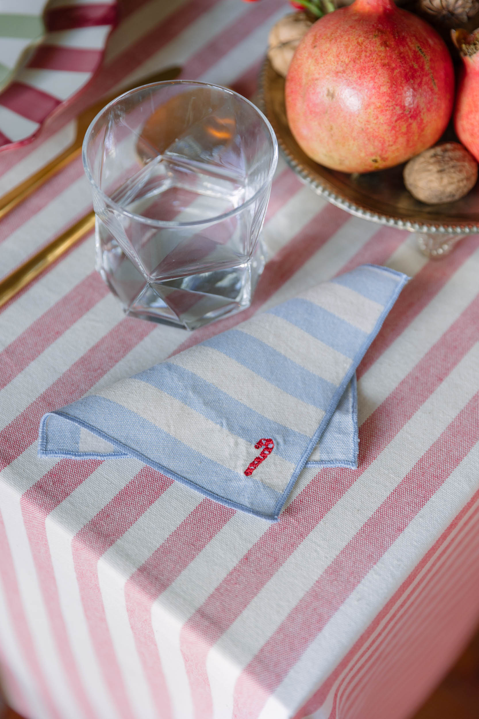 Barra napkins with christmas embroidery