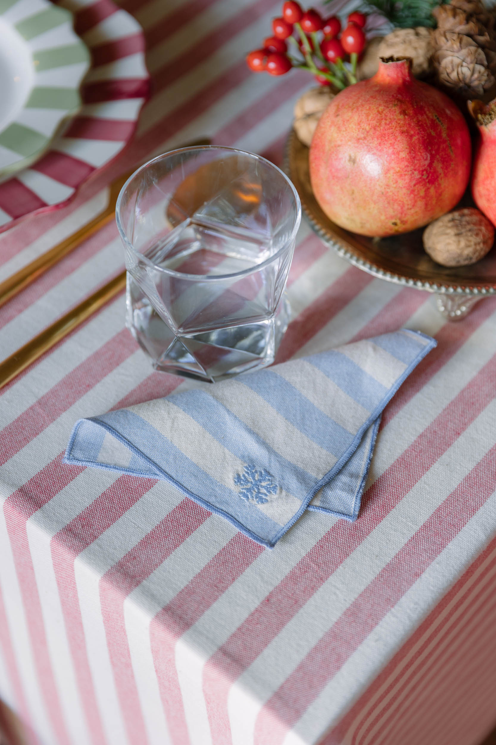 Barra napkins with christmas embroidery