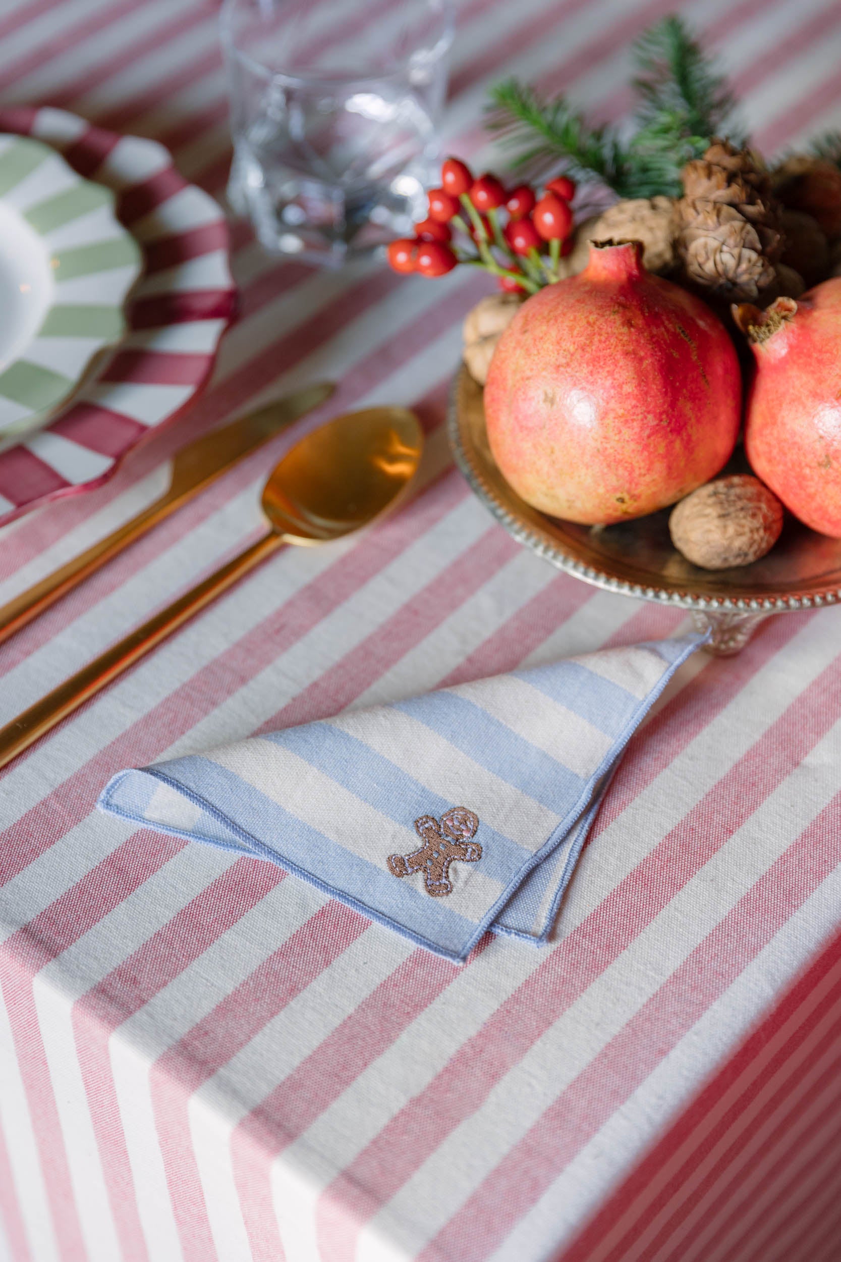 Barra napkins with christmas embroidery