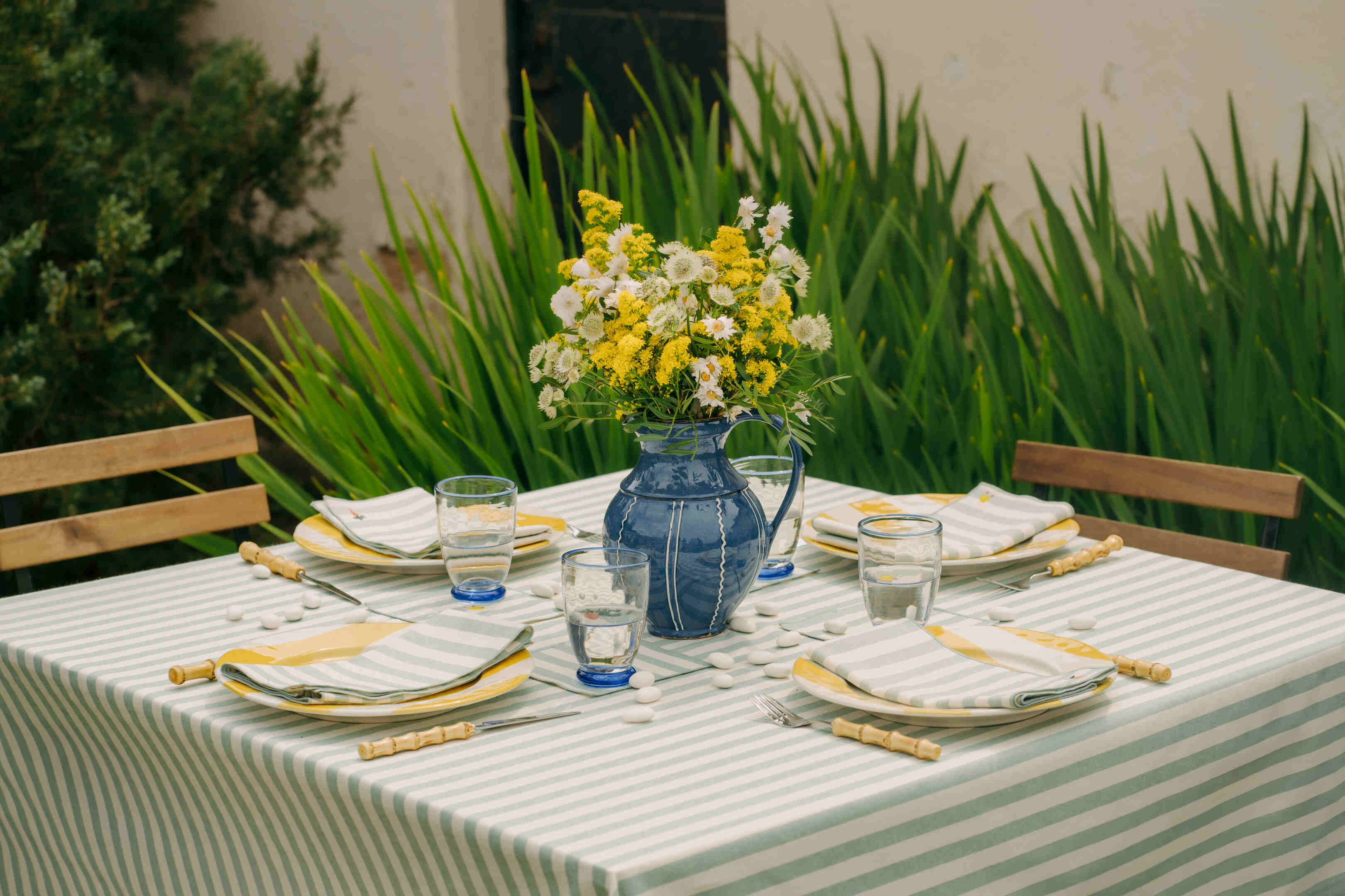 torres-novas-barra-table-linen-product-green-web.jpg