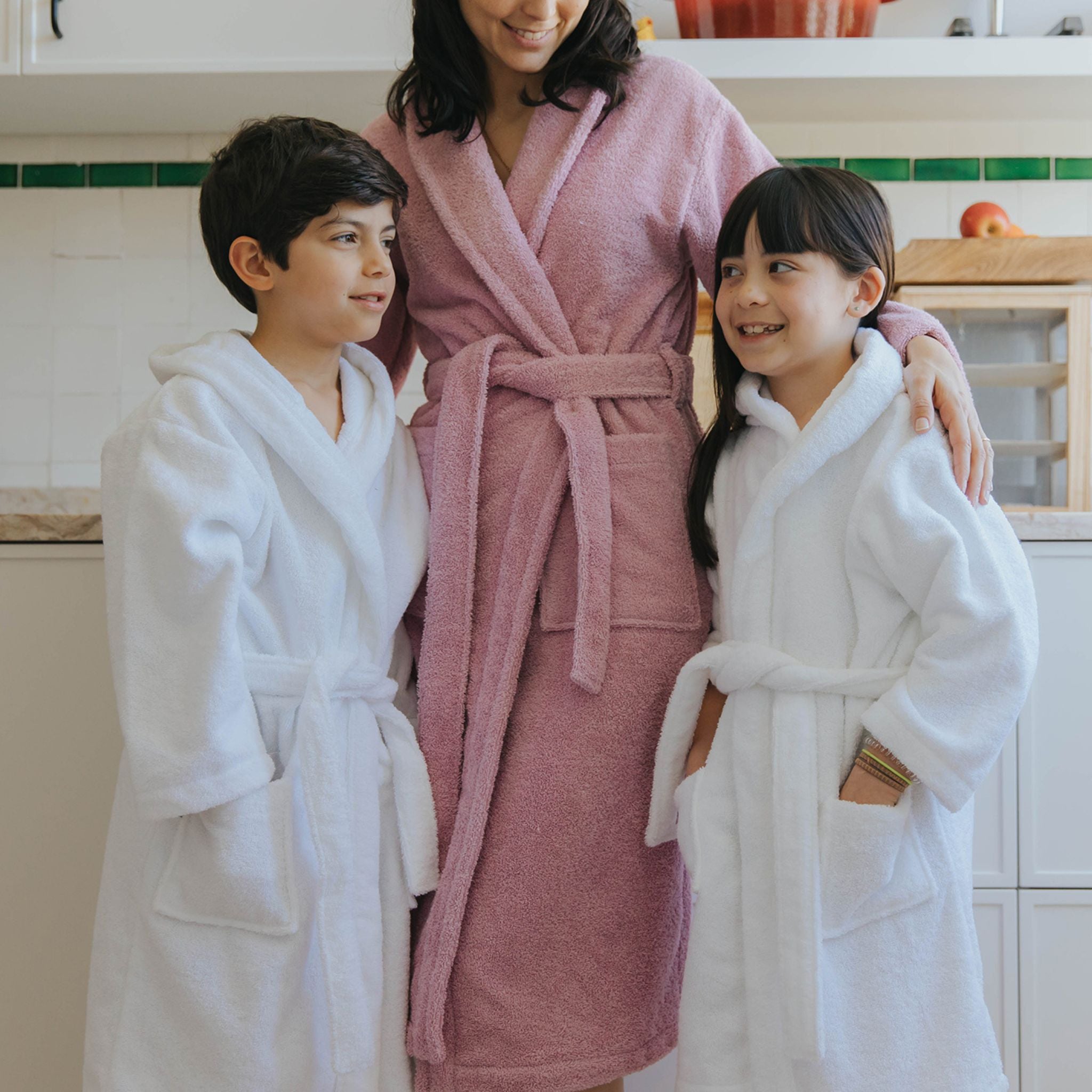 torres-novas-bath-bathrobes-plain-kids-white-lifestyle-2.jpg