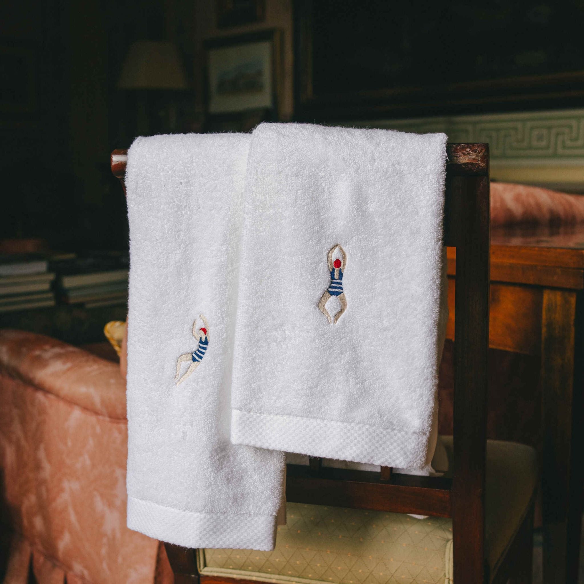 Bordados retro (conjunto de 2)
