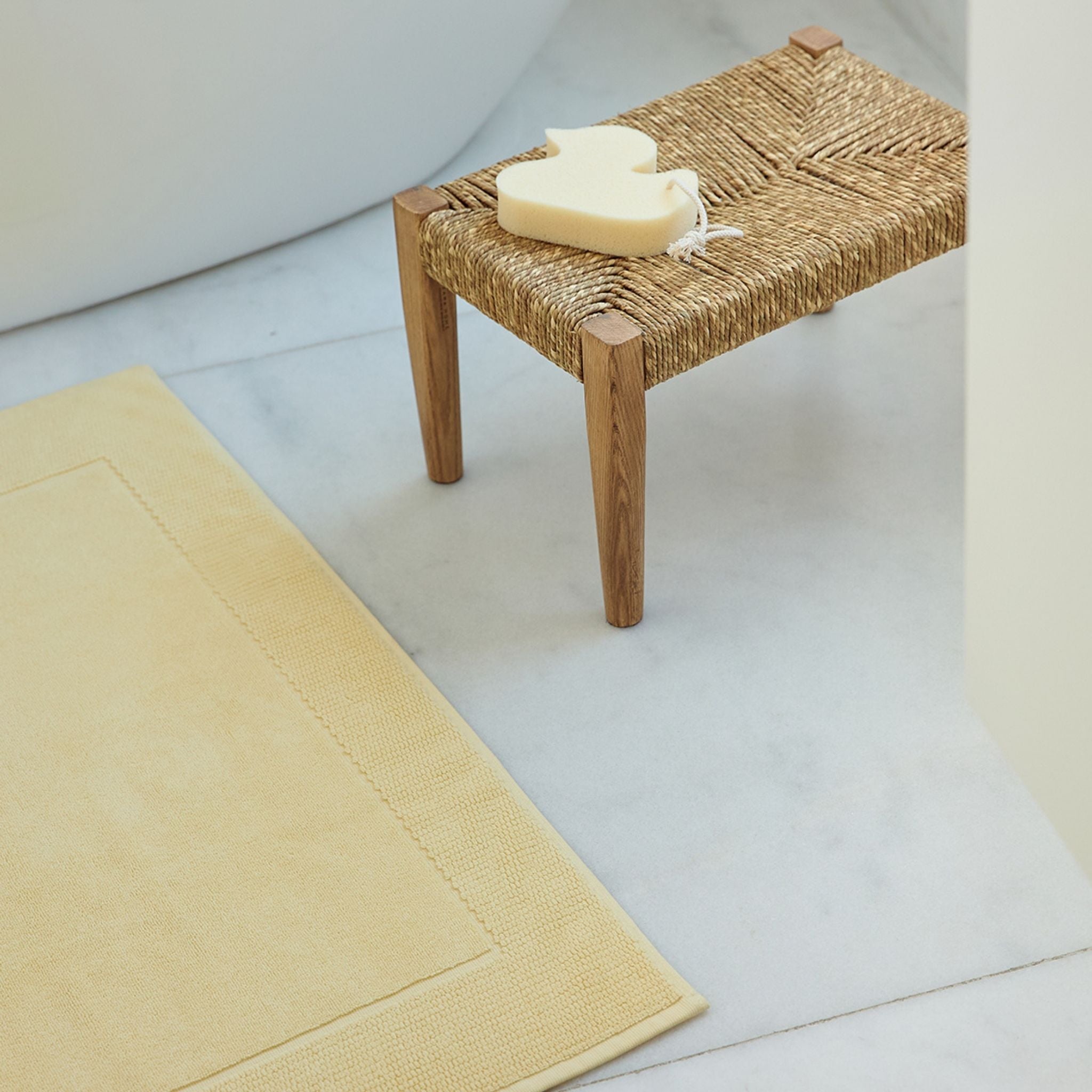 Alfombra de baño amarillo chic