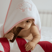 Serviette pour bébé Mira avec broderie