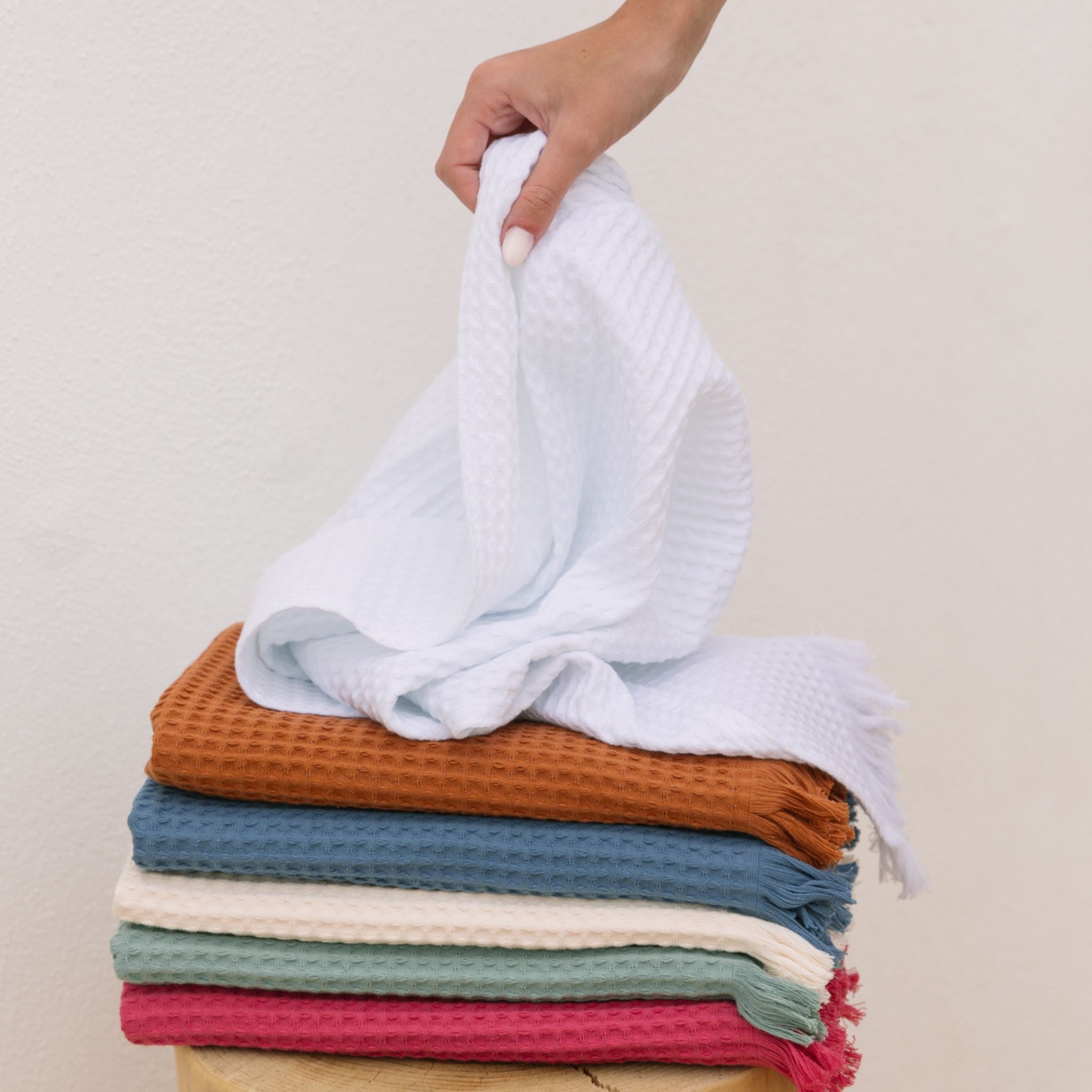 torres-novas-beach-santana-waffle-towel-multiple-colours-lifestyle-2.jpg