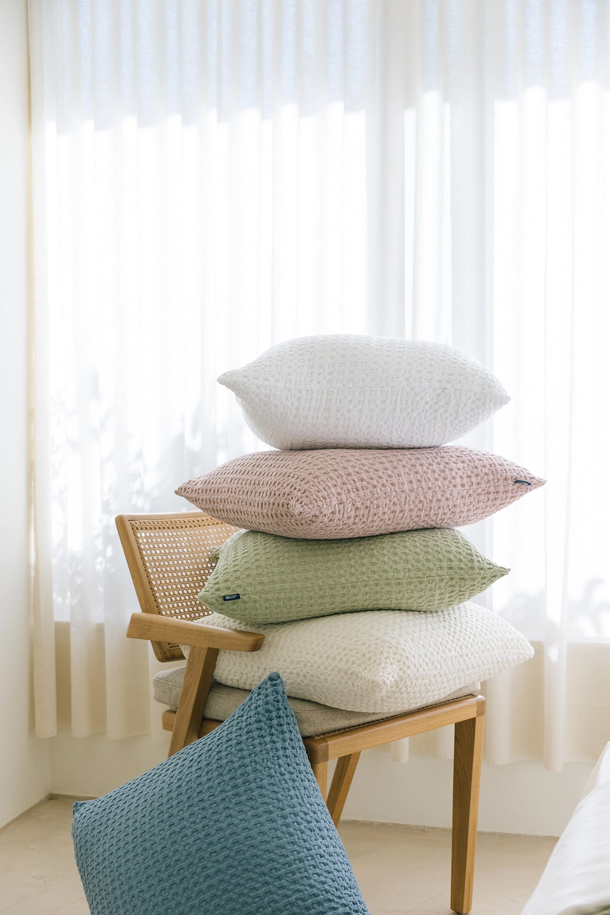 Old pink Santa Luzia Waffle Bedspreads