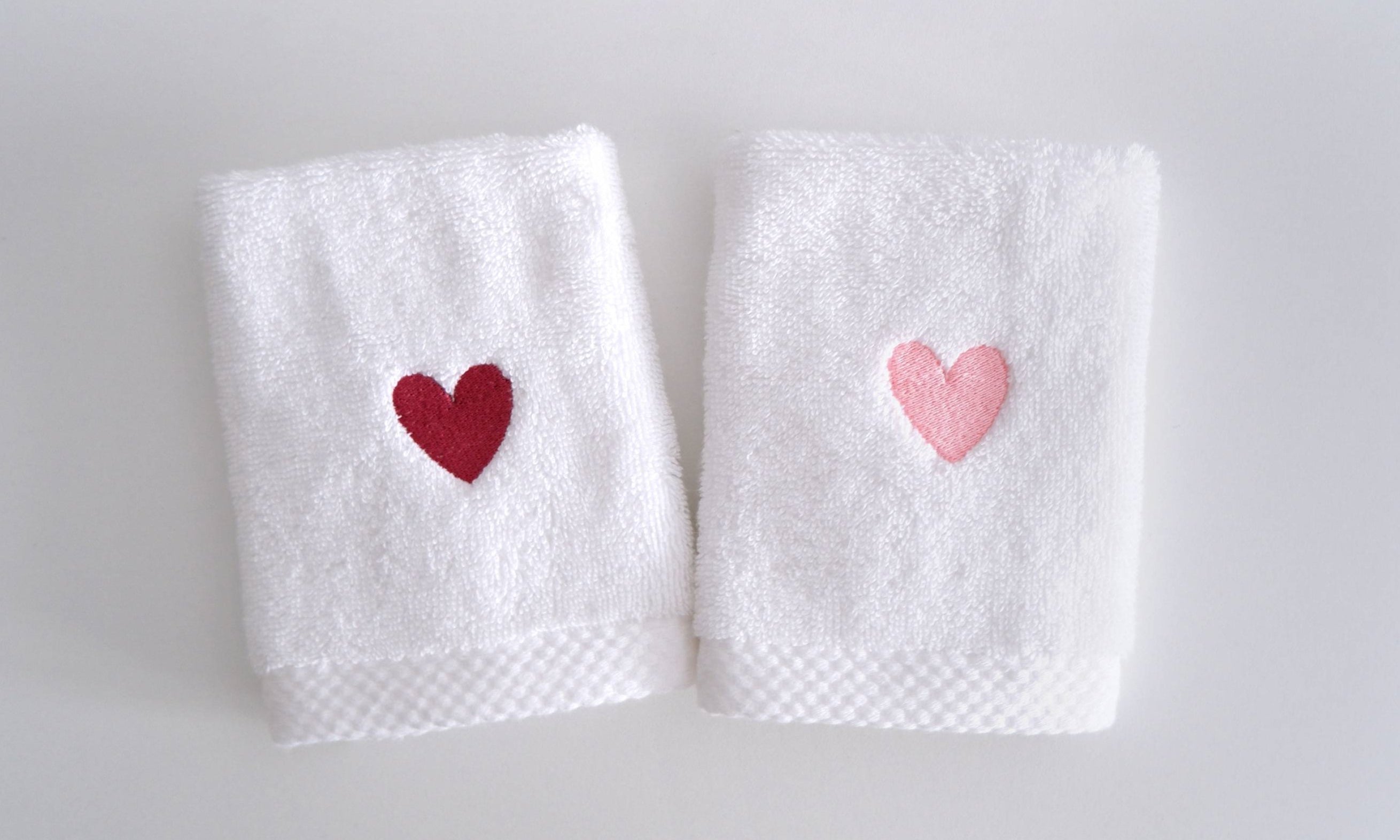 torres-novas-luxus-embroidery-heart2.jpg
