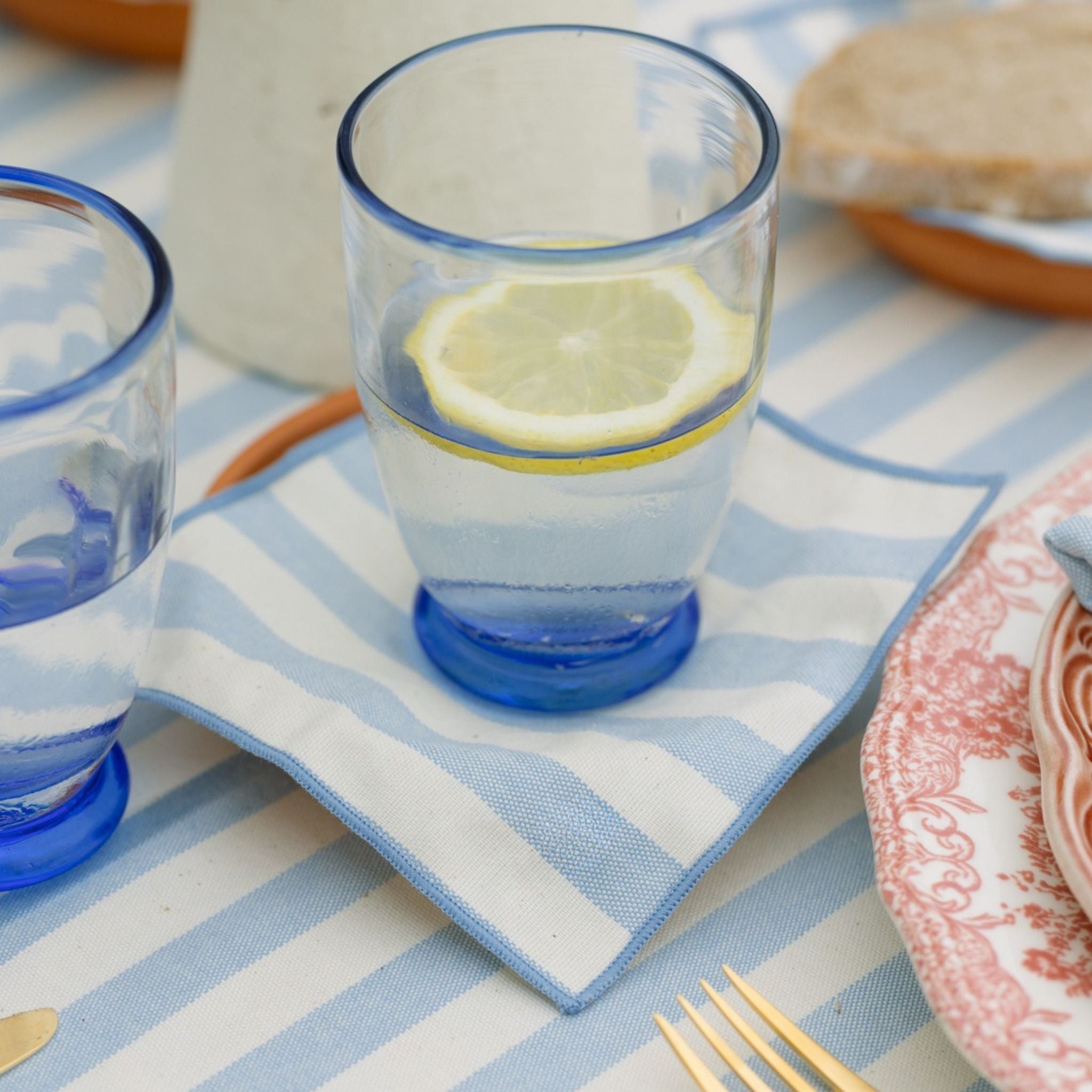 Blue sky Barra Table Linen