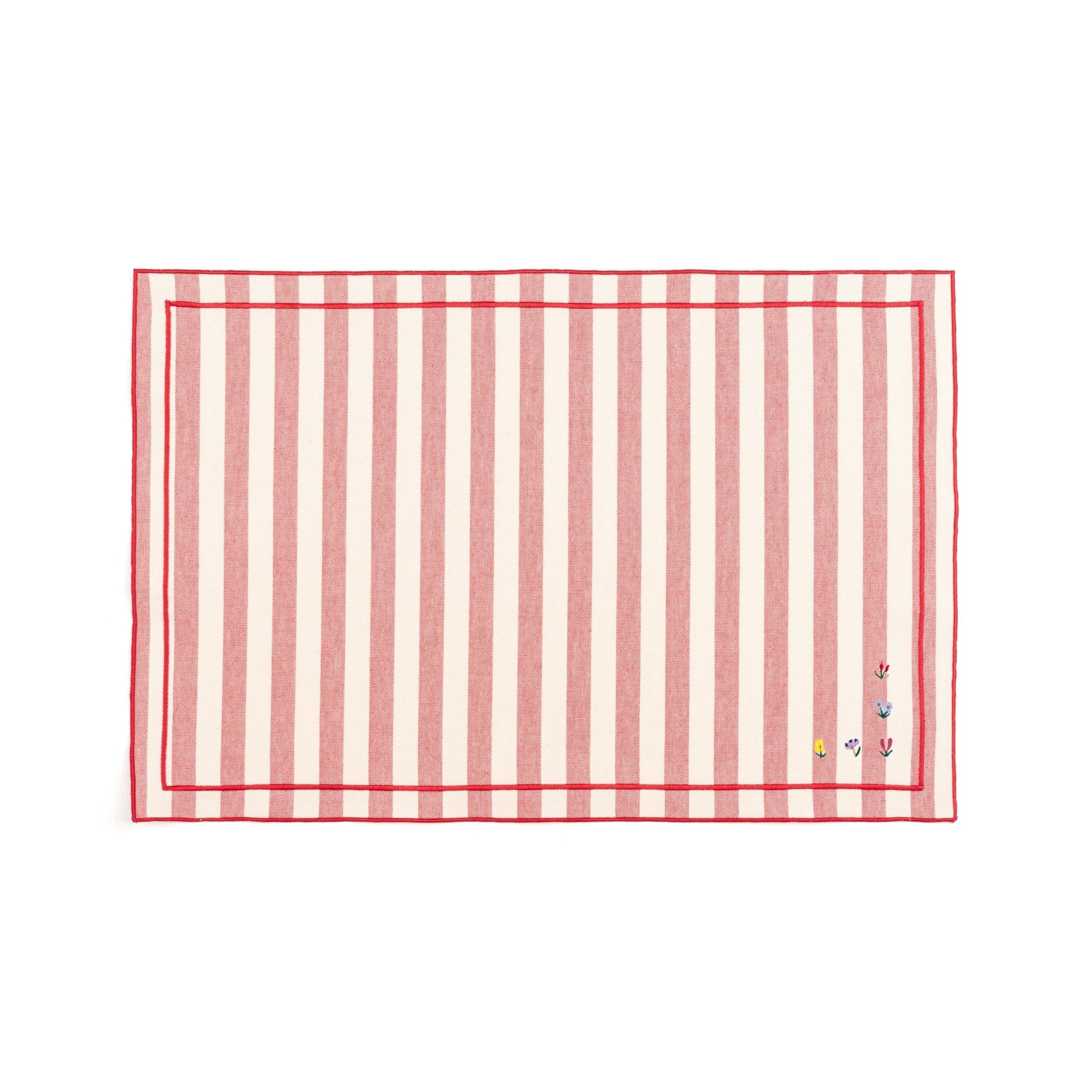 Mantelería Barra, en algodón, con flores bordadas