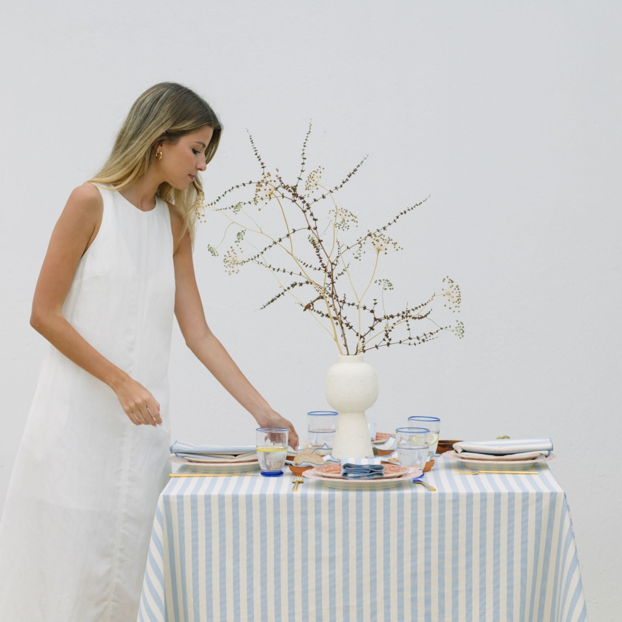 torres-novas-table-barra-horizontal-stripes-tablecloth-blue-sky-lifestyle-5.jpg
