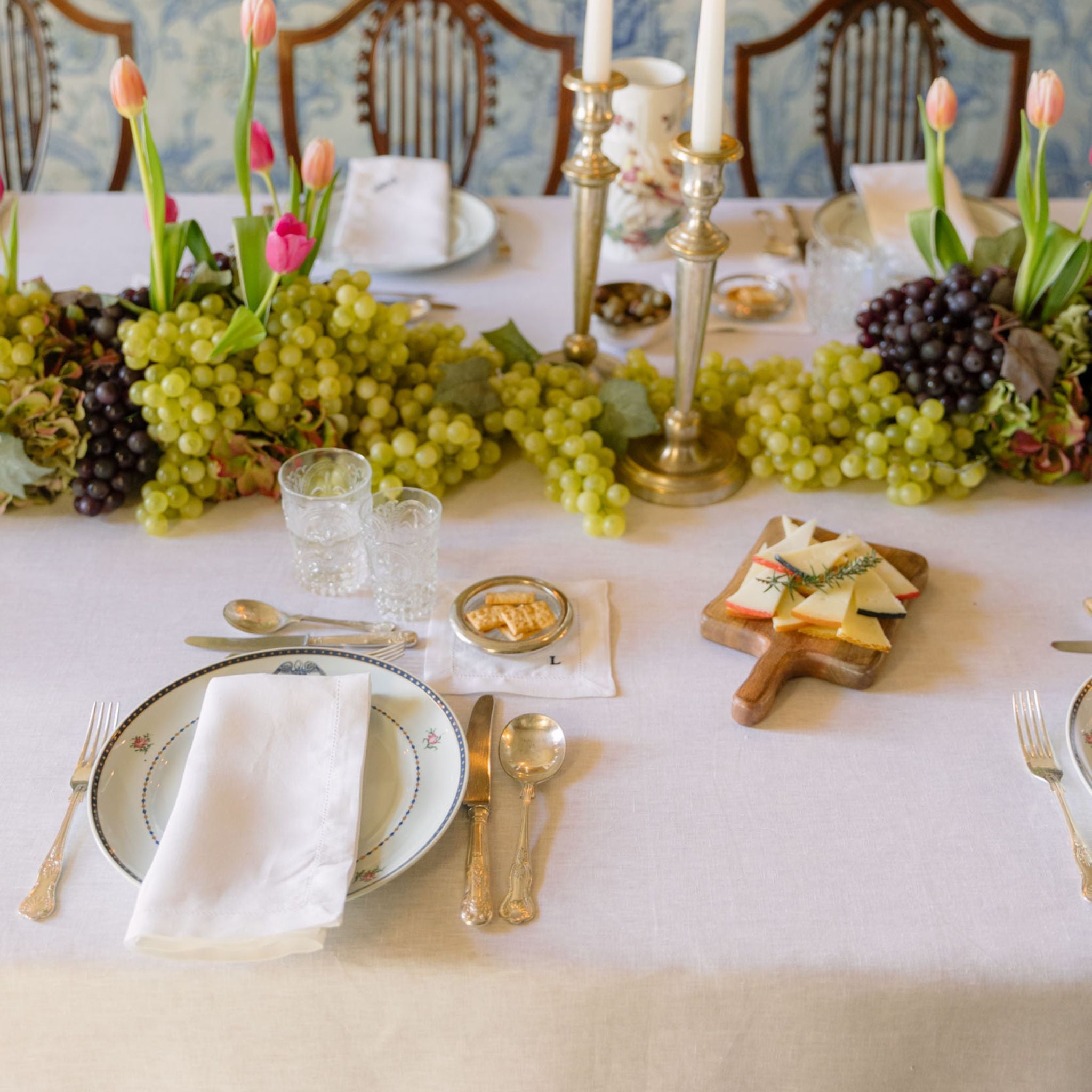 torres-novas-table-mafra-linen-napkin-white-lifestyle-3.jpg