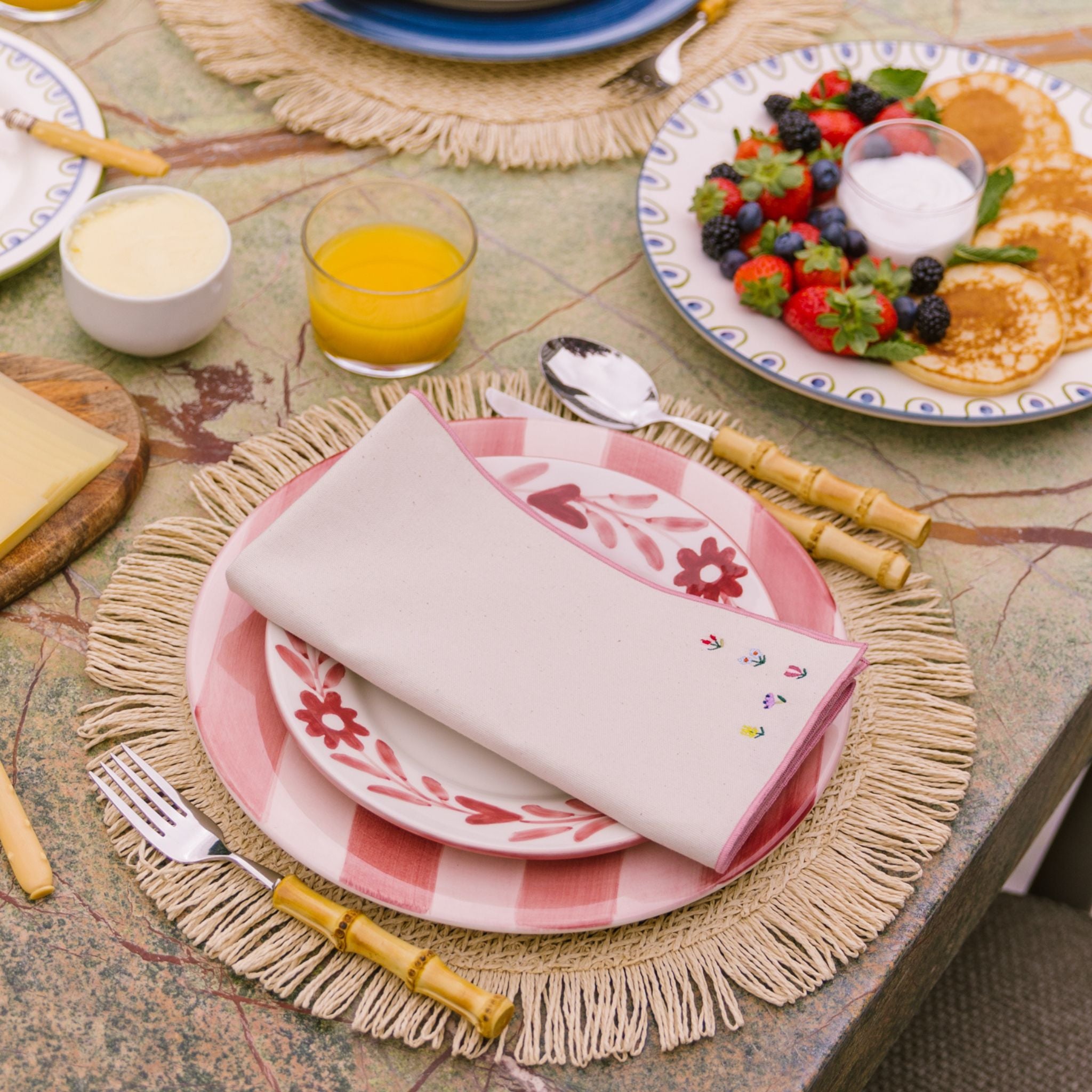 Servilletas Nazaré con bordado de flores