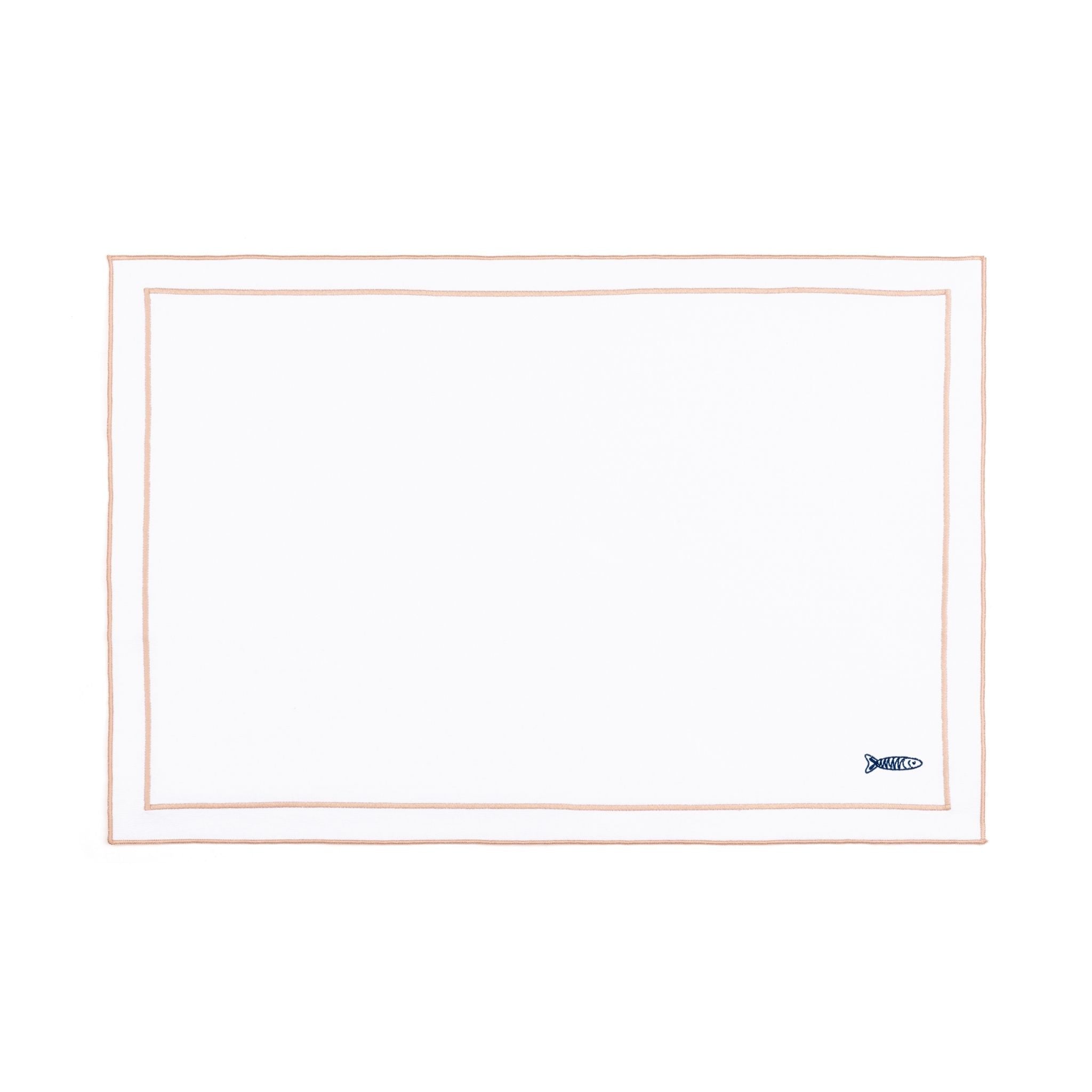 Roupa de mesa Nazaré branca, em algodão, com motivos inspirados em Portugal bordados