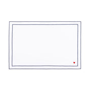 Roupa de mesa Nazaré branca, em algodão, com corações bordados