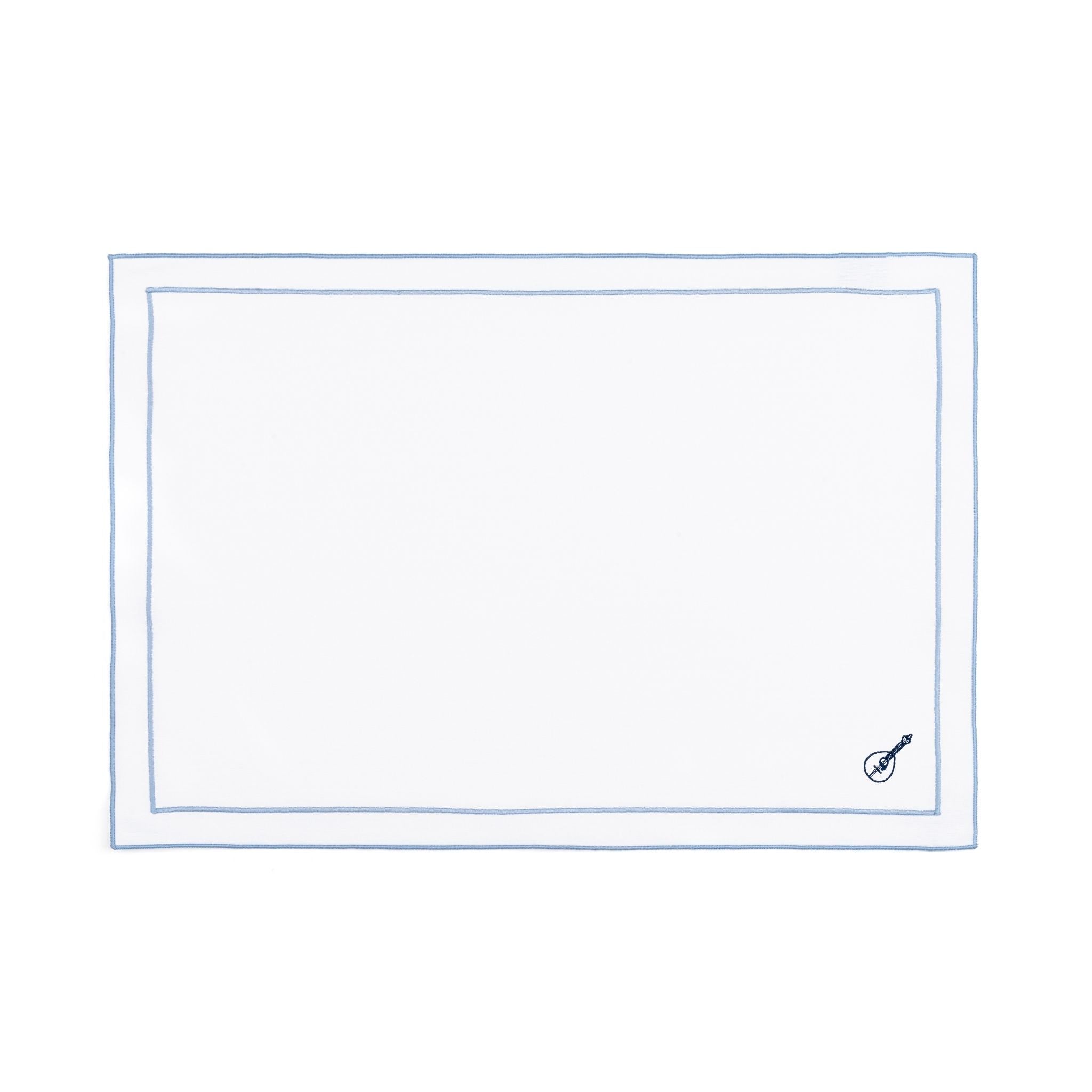 Roupa de mesa Nazaré branca, em algodão, com motivos inspirados em Portugal bordados