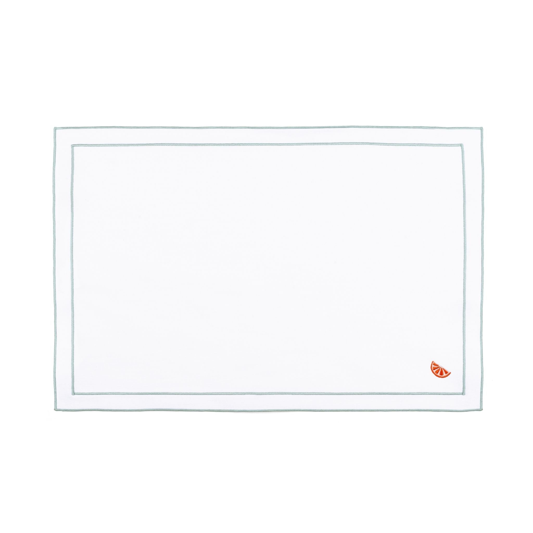 Roupa de mesa Nazaré branca, em algodão, com frutas bordadas