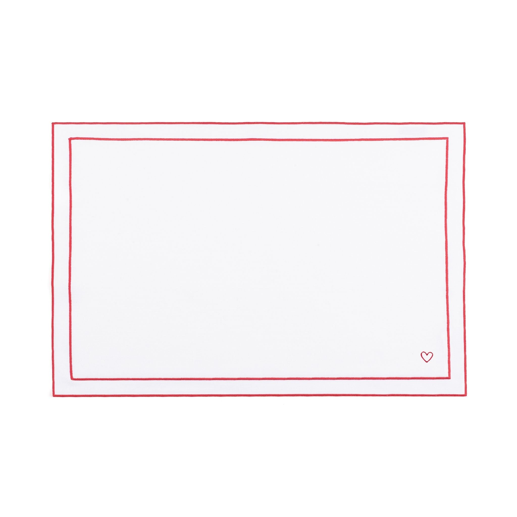 Roupa de mesa Nazaré branca, em algodão, com corações bordados