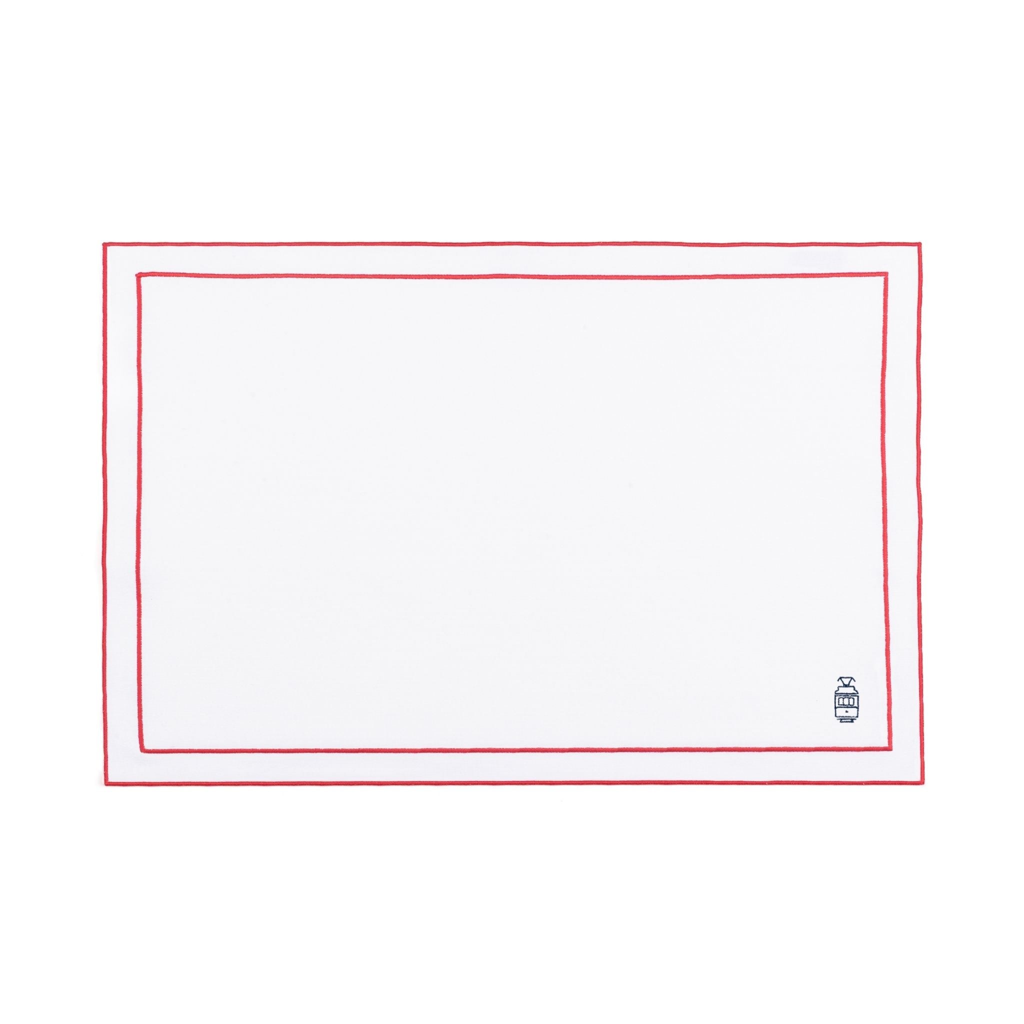 Roupa de mesa Nazaré branca, em algodão, com motivos inspirados em Portugal bordados