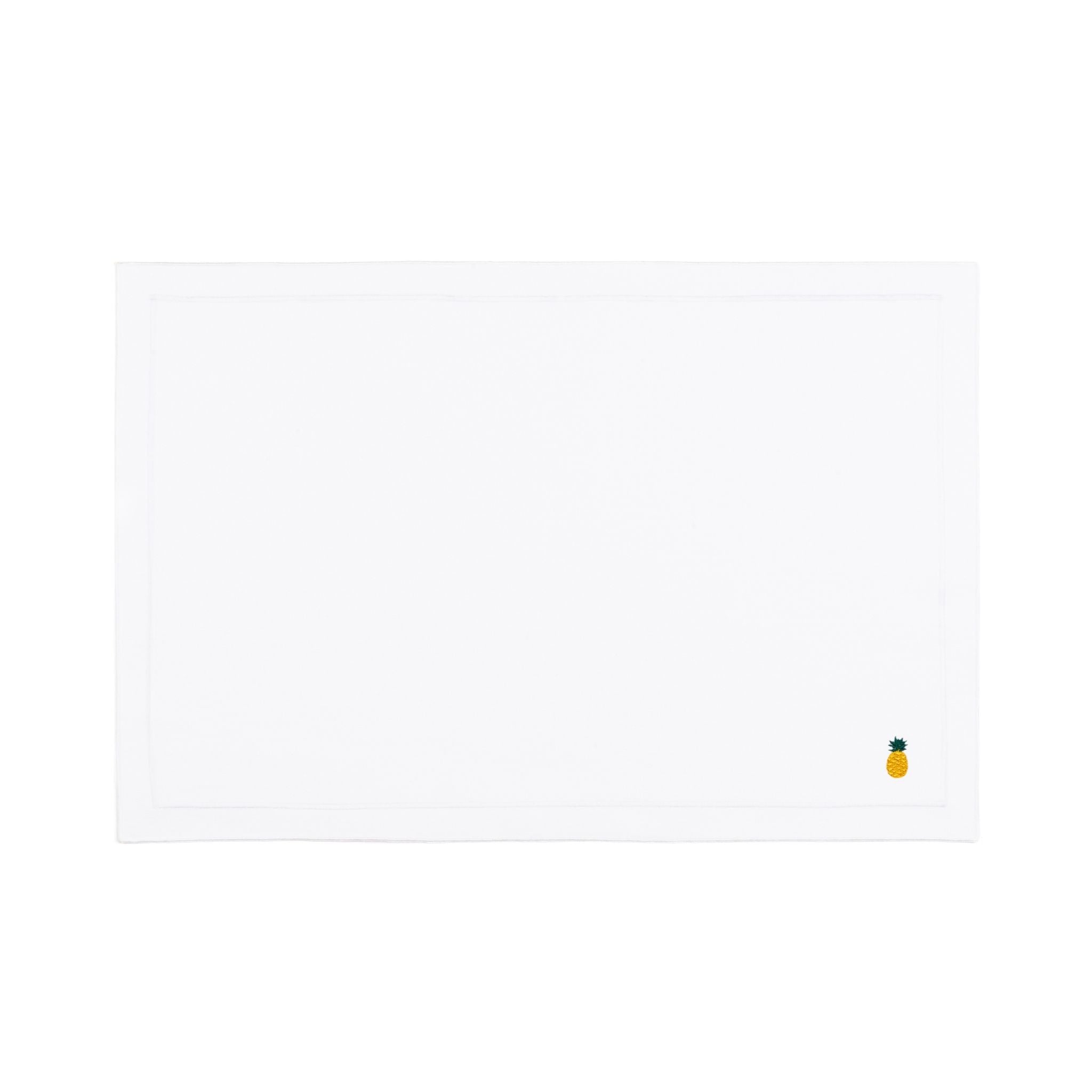 Roupa de mesa Nazaré branca, em algodão, com frutas bordadas